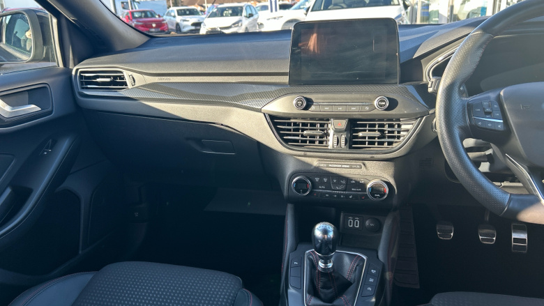 Ford Focus 1.0 EcoBoost Hybrid mHEV 125 ST-Line X Edition 5dr Petrol Hatchback